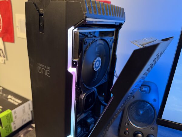 Corsair One Gaming PC i164 - Image 3