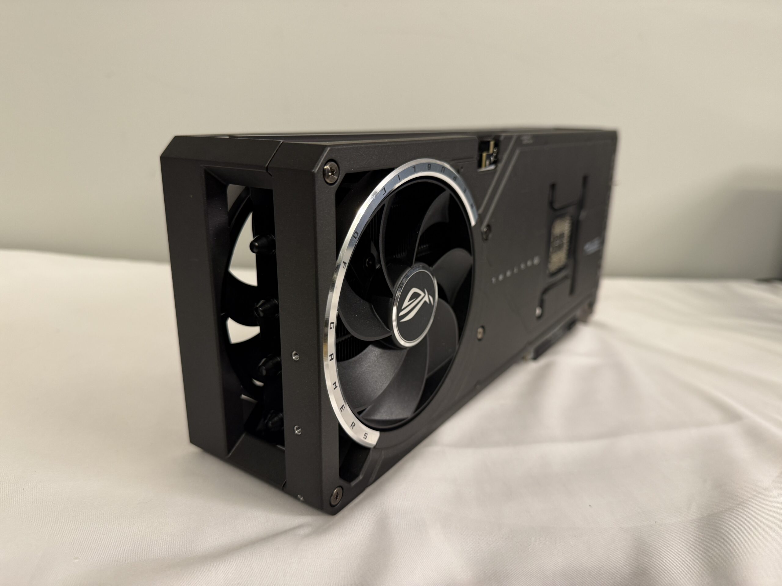 ASUS ROG Astral RTX 5090 graphics card (missing ROPS) - Image 5
